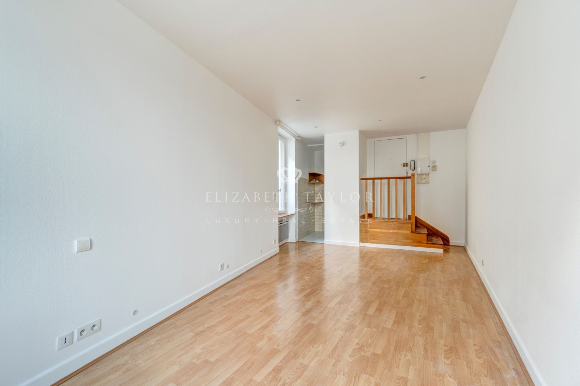 apartment 1 room for sale on Saint-Germain-en-Laye (78100)