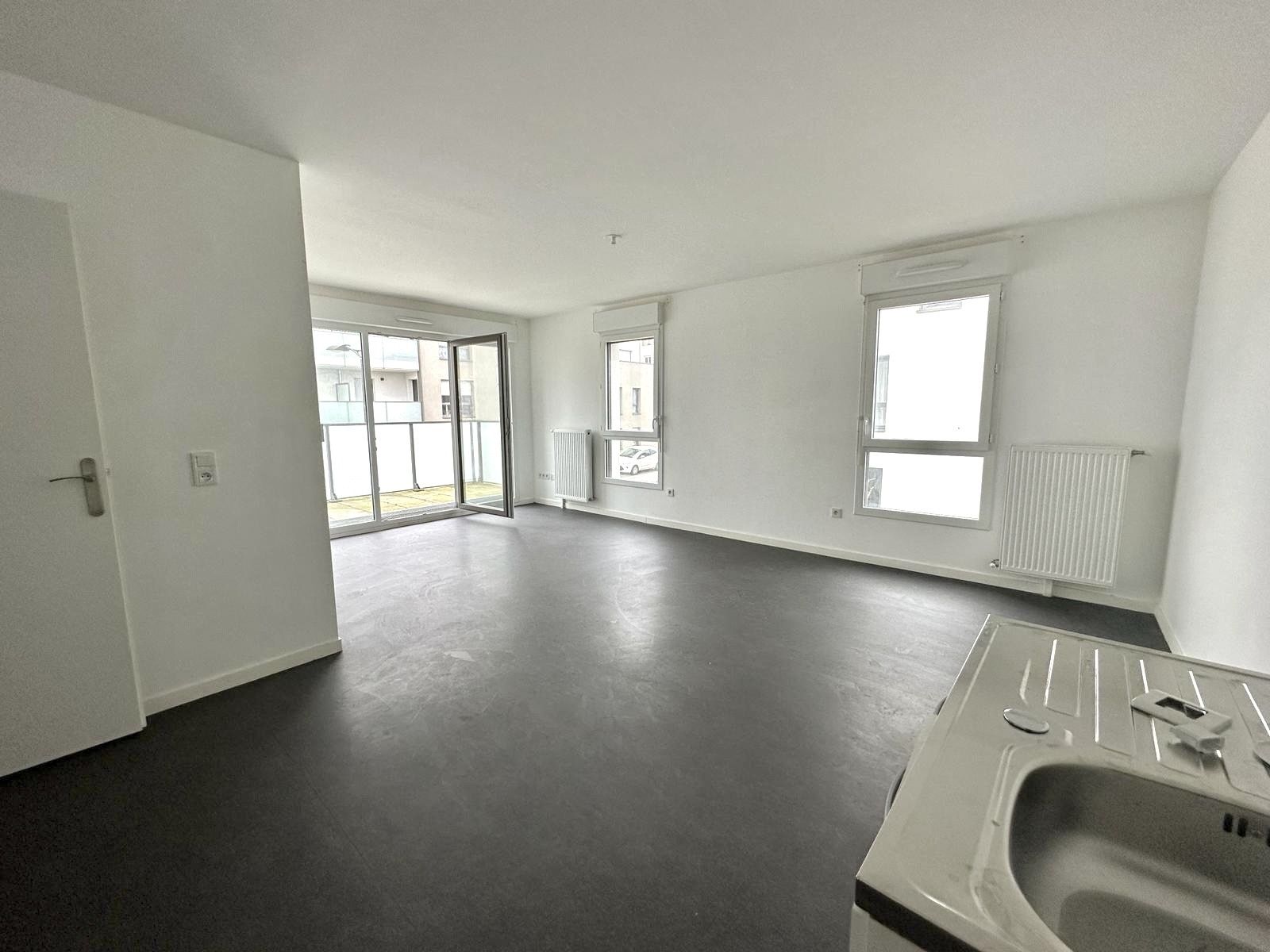 apartment 4 rooms for sale on Achères (78260)