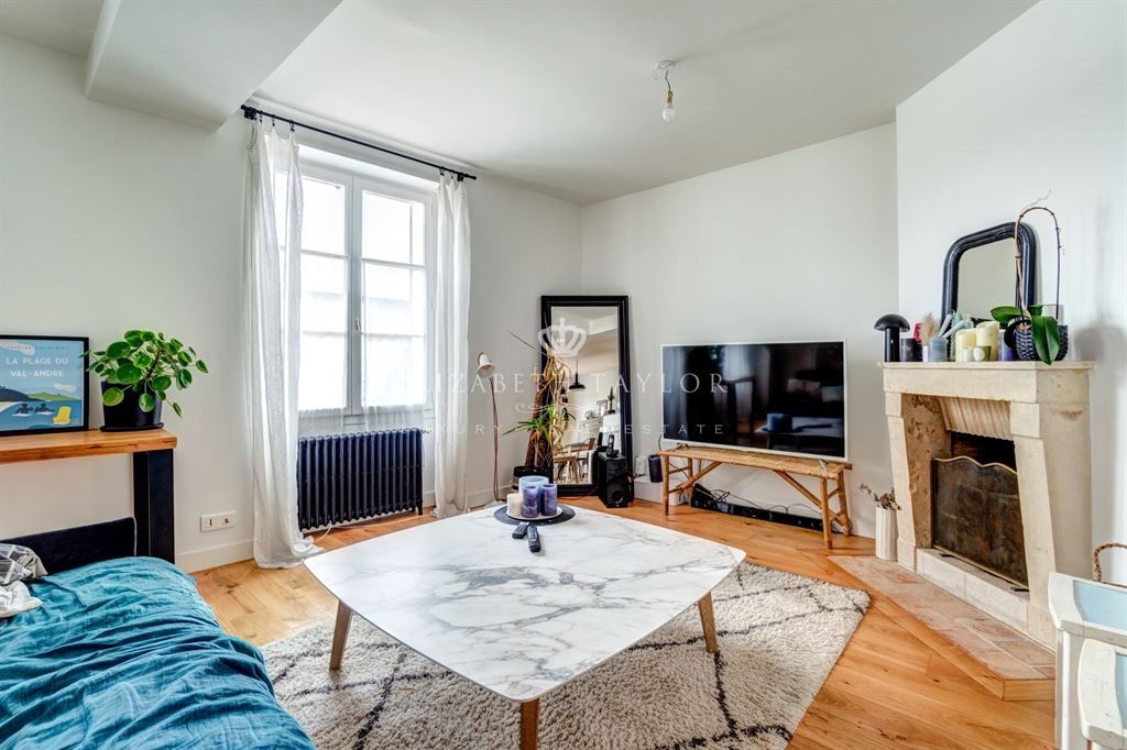house 6 rooms for sale on Saint-Germain-en-Laye (78100)