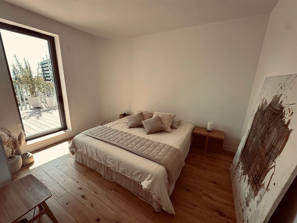 apartment 6 rooms for sale on Vélizy-Villacoublay (78140)