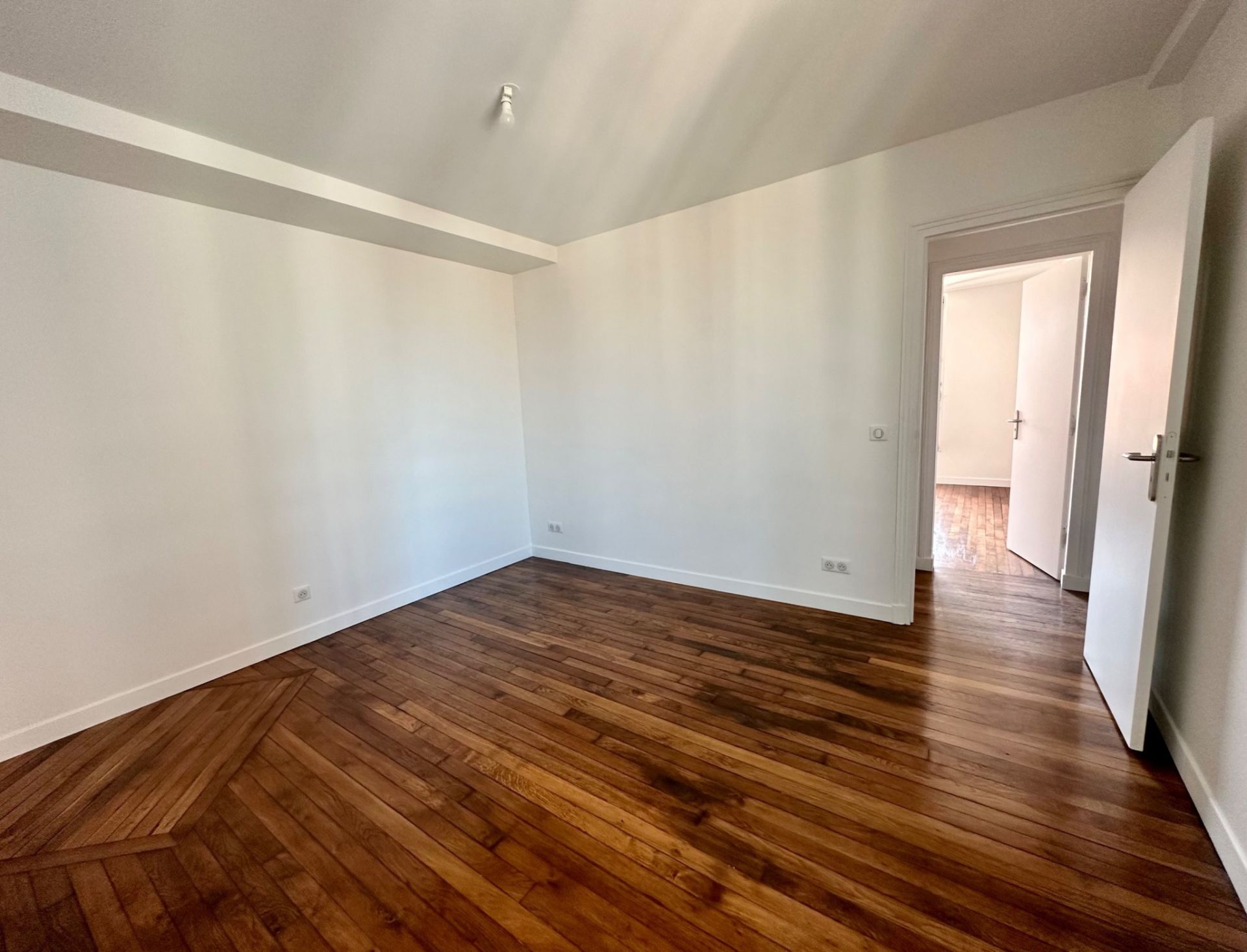 apartment 3 rooms for sale on Malakoff (92240)