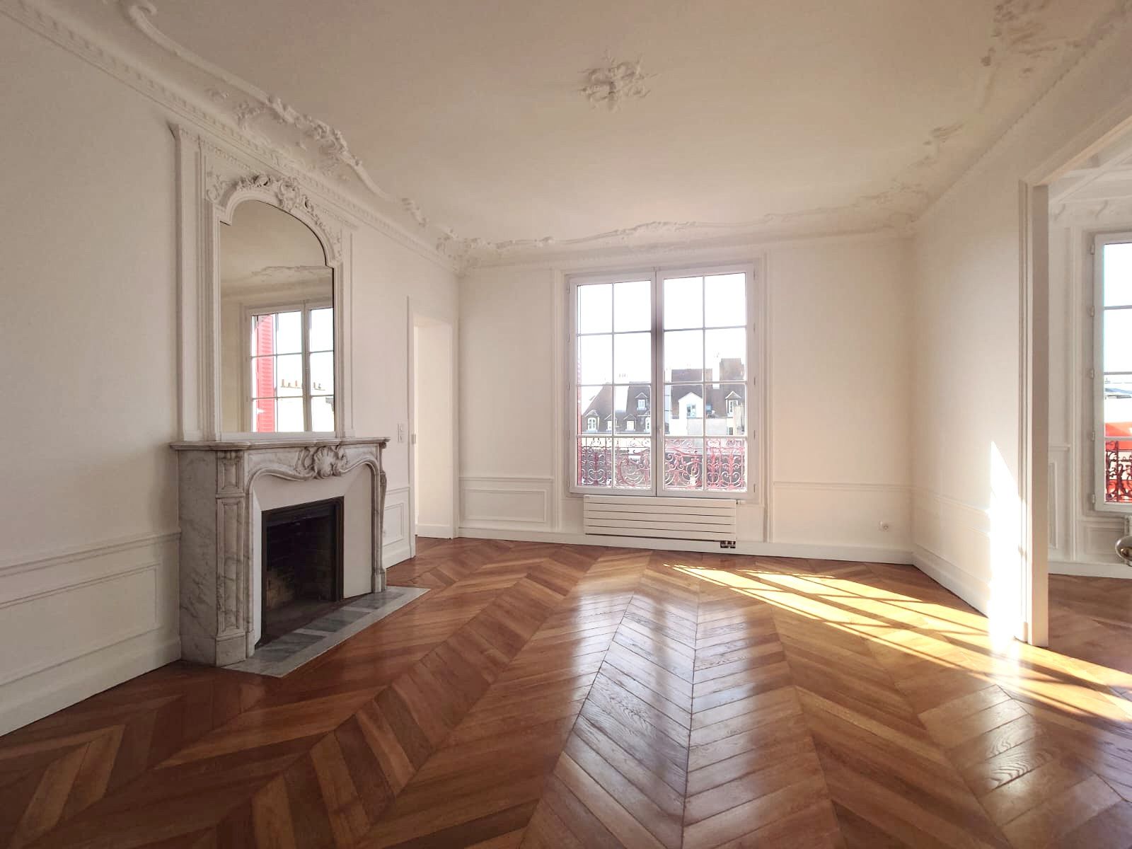 apartment 6 rooms for sale on Saint-Germain-en-Laye (78100)