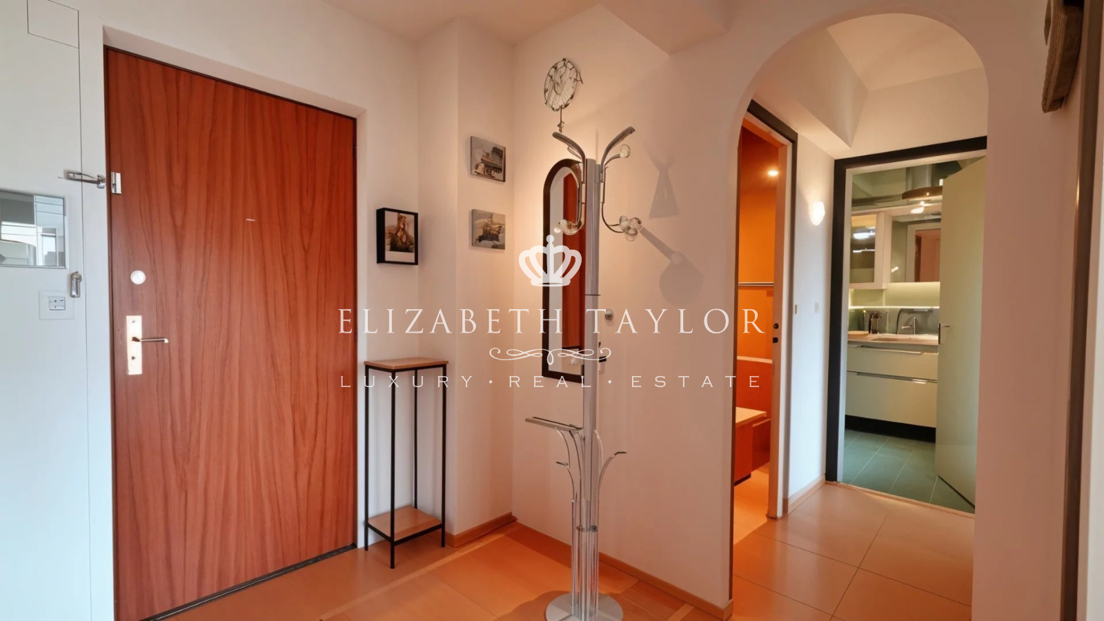 apartment 3 rooms for sale on Cannes (06400)