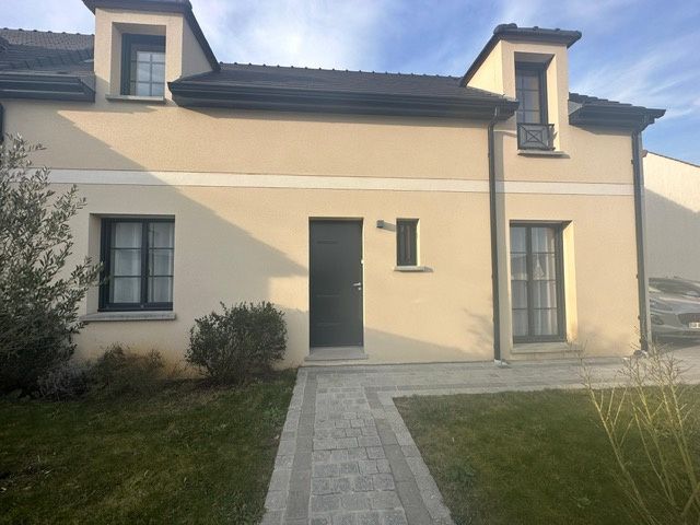 house 6 rooms for sale on Orgeval (78630) - See details