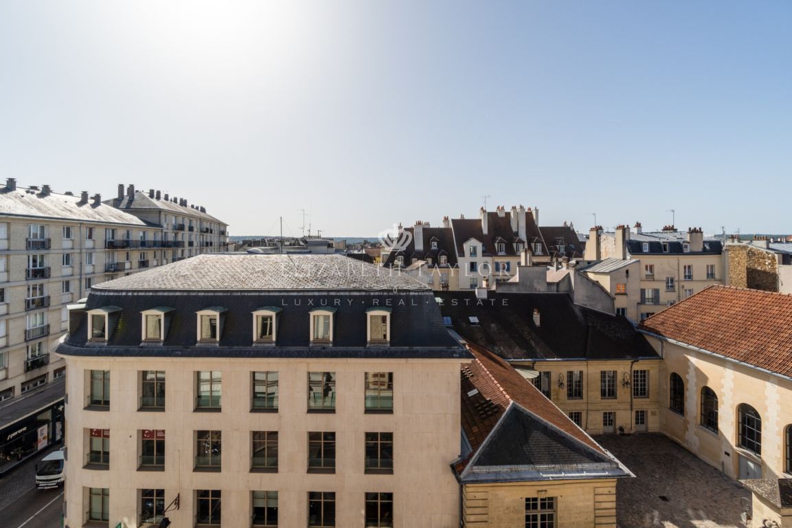 apartment 4 rooms for sale on Saint-Germain-en-Laye (78100) - See details