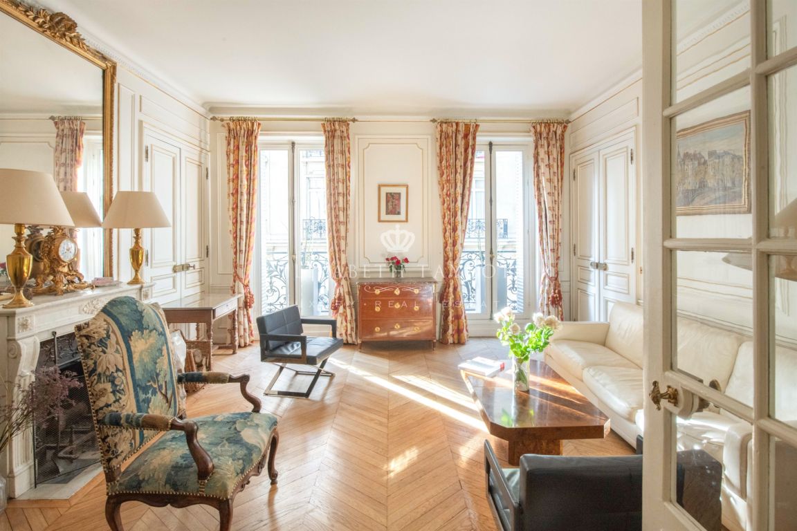 appartement 6 pièces en vente sur Paris (75017) - Plus de details